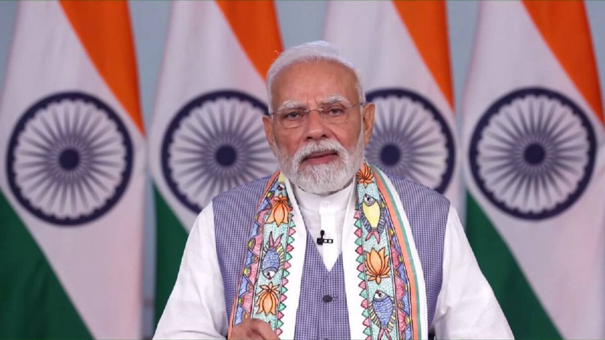 PM Modi launches Rs 7,500-crore Bihar Mahila Rojgar Yojana; 75 lakh women to get Rs 10,000 each